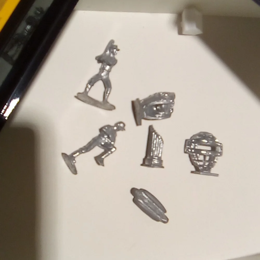 NY Yankees Collector Edition Monopoly Game - Picture 5 of 5